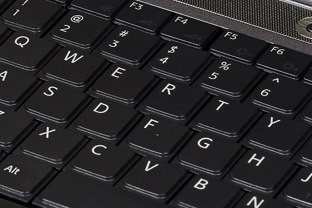 File:QWERTY keyboard.jpg
