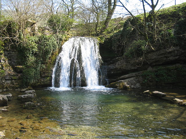File:Janet's Foss 2.jpg
