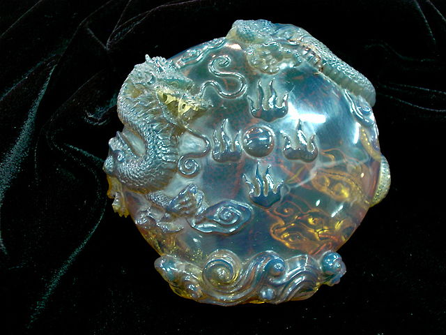 File:Dragon dominican blue amber.jpg