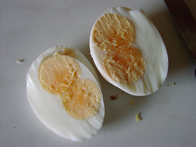File:Boiled double yolked eggs.jpg