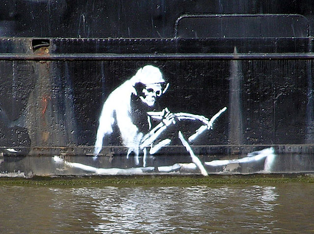 File:Banksy.on.the.thekla.arp.jpg