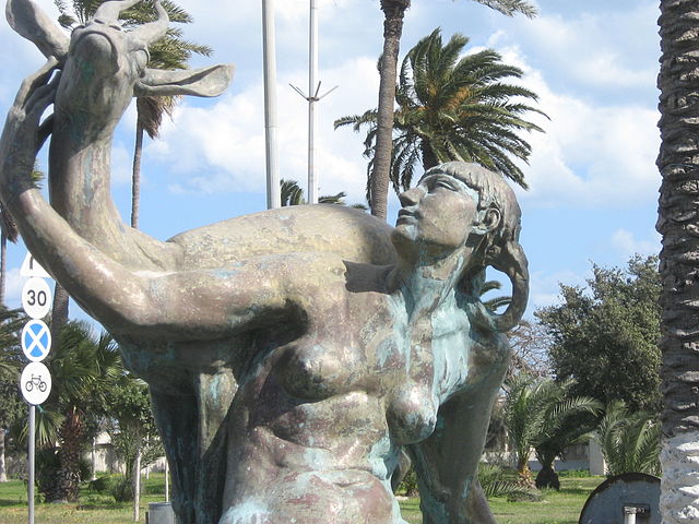 File:Фонтан. Крупный план.jpg