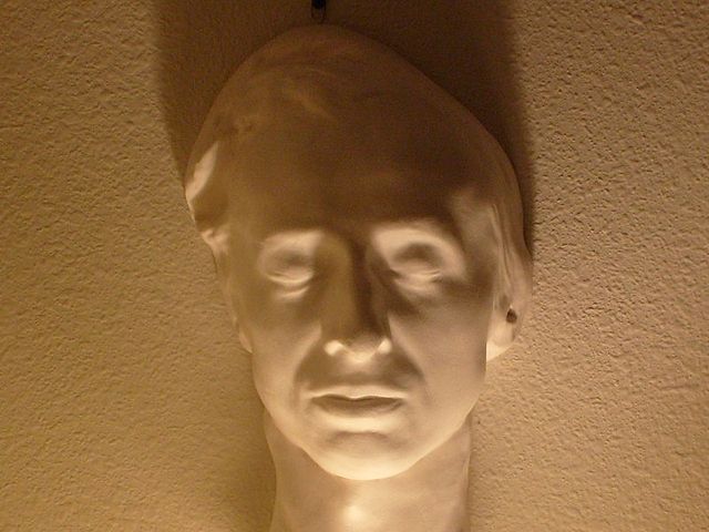 File:Chopin death mask (collection of Jack Gibbons).jpg