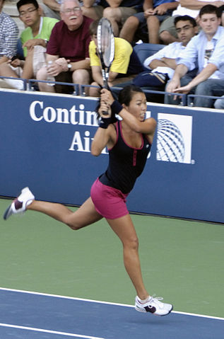 File:Vania King at the 2009 US Open 01.jpg