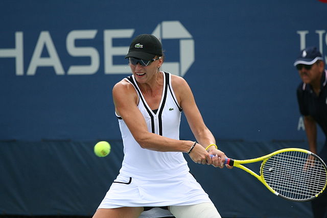 File:Yaroslava Shvedova at the 2010 US Open 01.jpg
