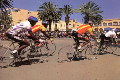 File:Tour of Eritrea.jpg